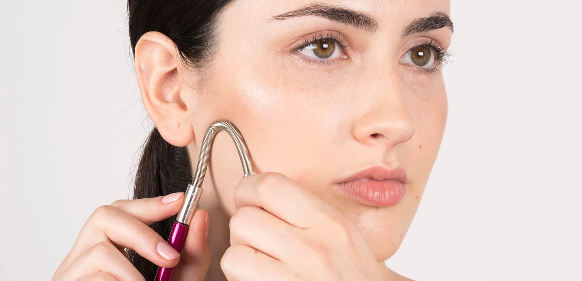 How to remove facial hair at home