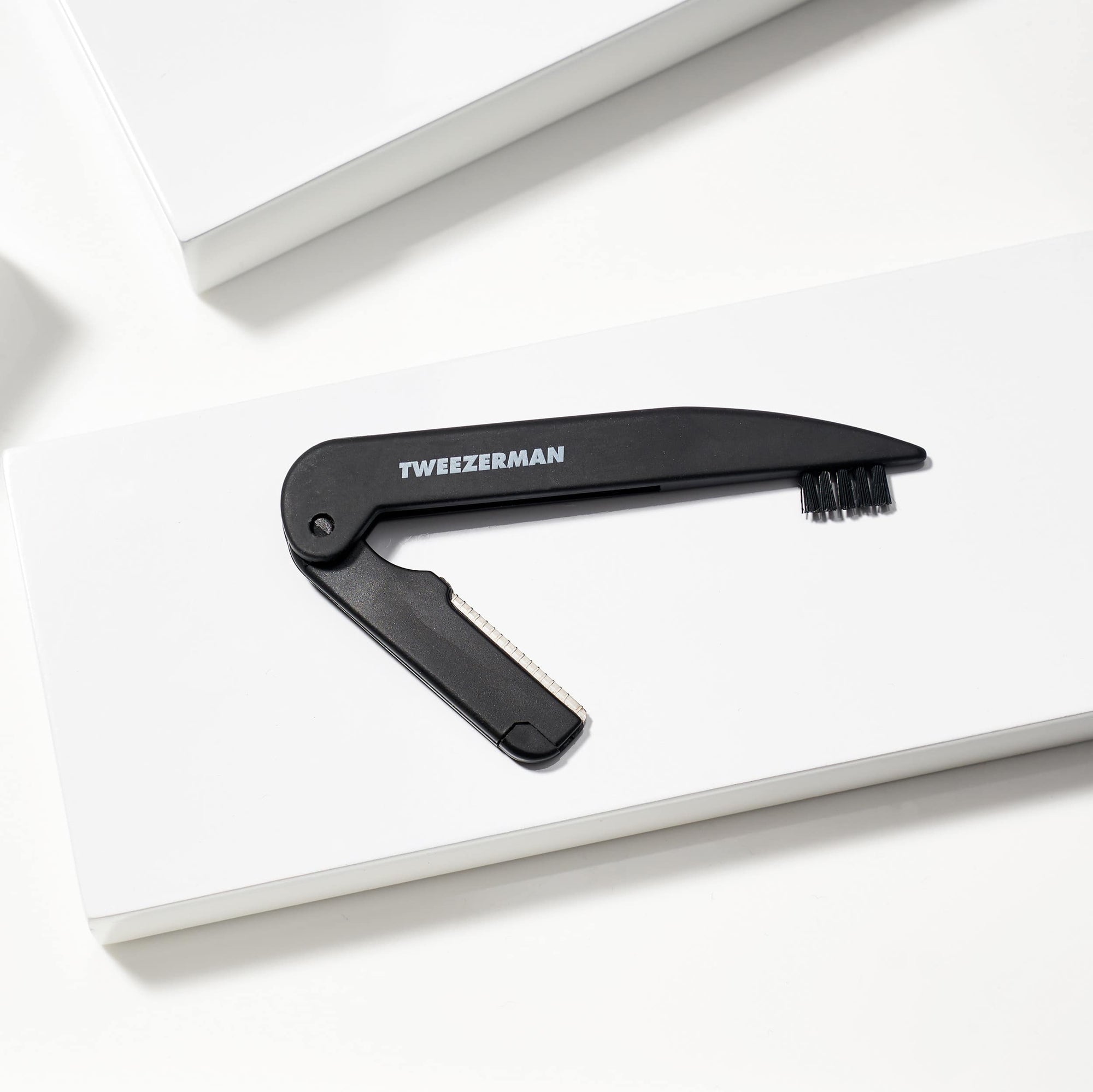 Precision Folding Razor