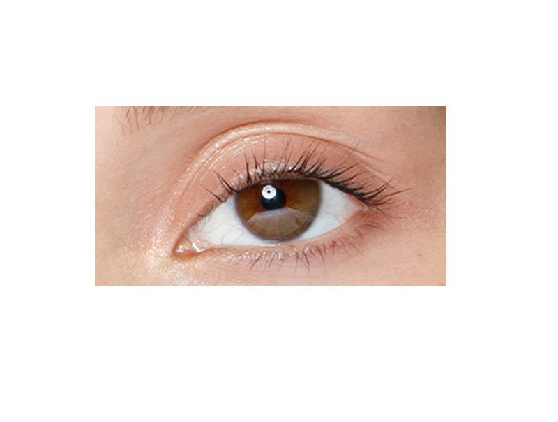 eye close up for round eye