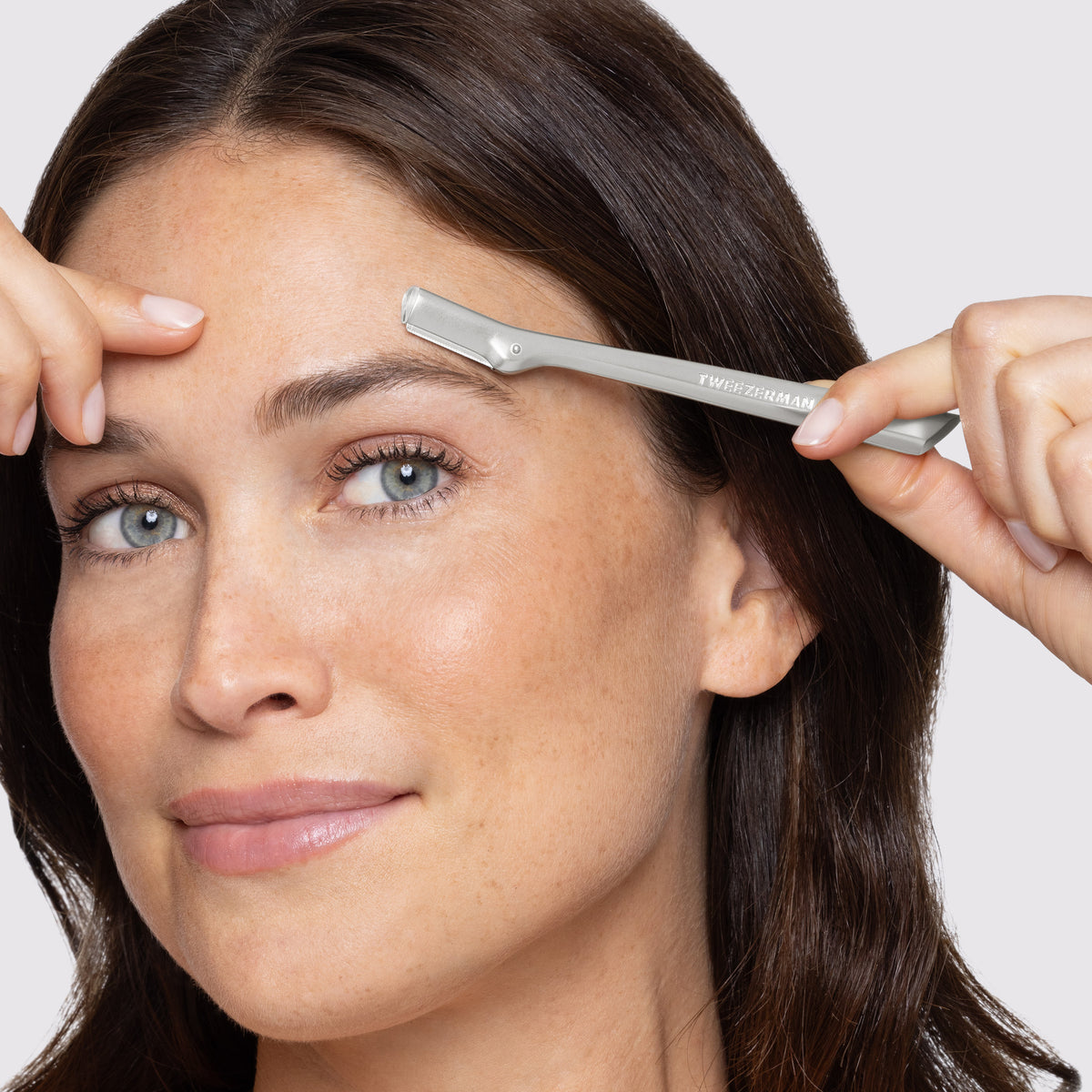 Brow Razor Man Brow Razor and Mini Tweezer Set – Tweezerman UK