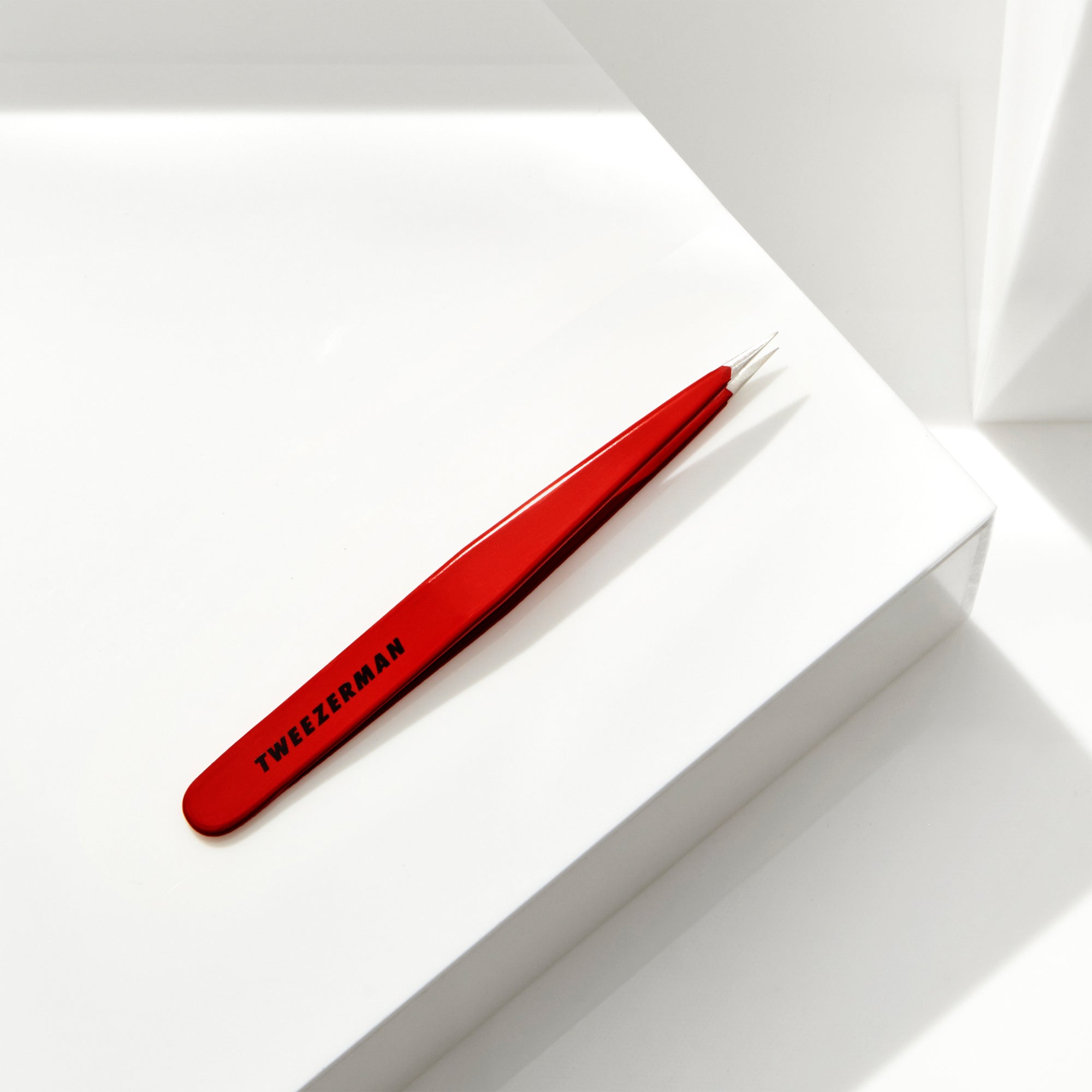 Signature Red Point Tweezer